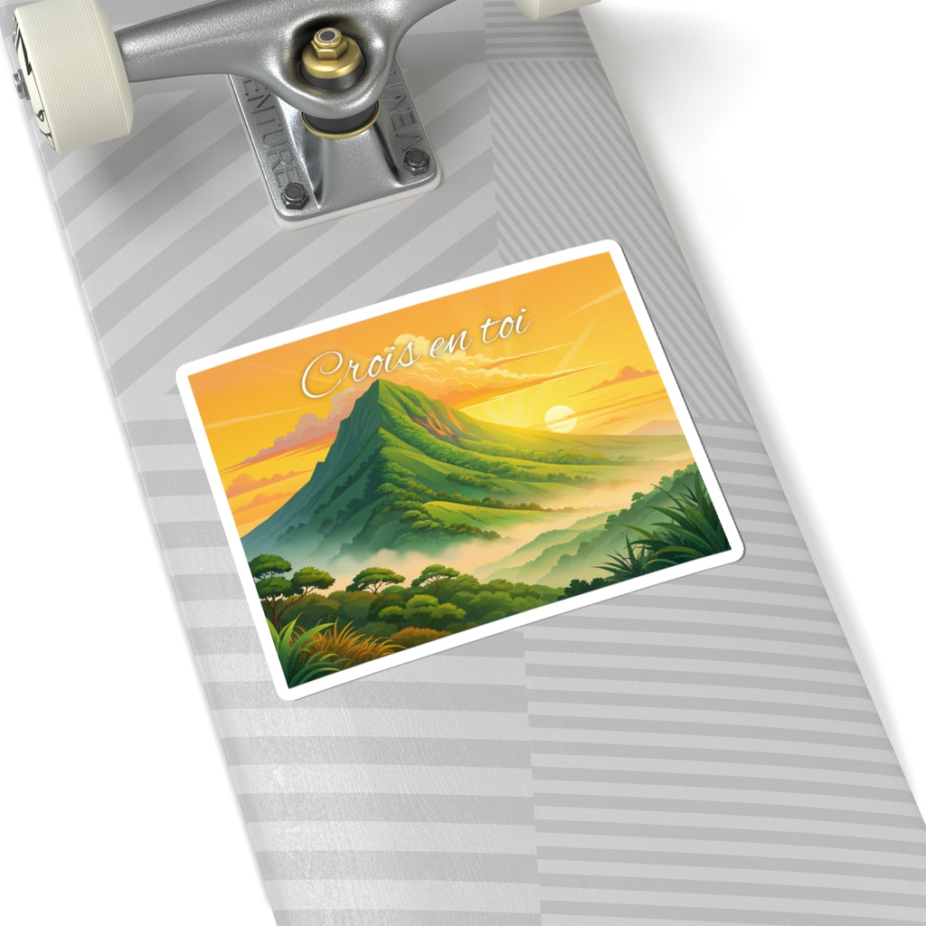 Inspirational Mountain Sunset Sticker — "Crois en toi" Motivational Kiss-Cut Sticker